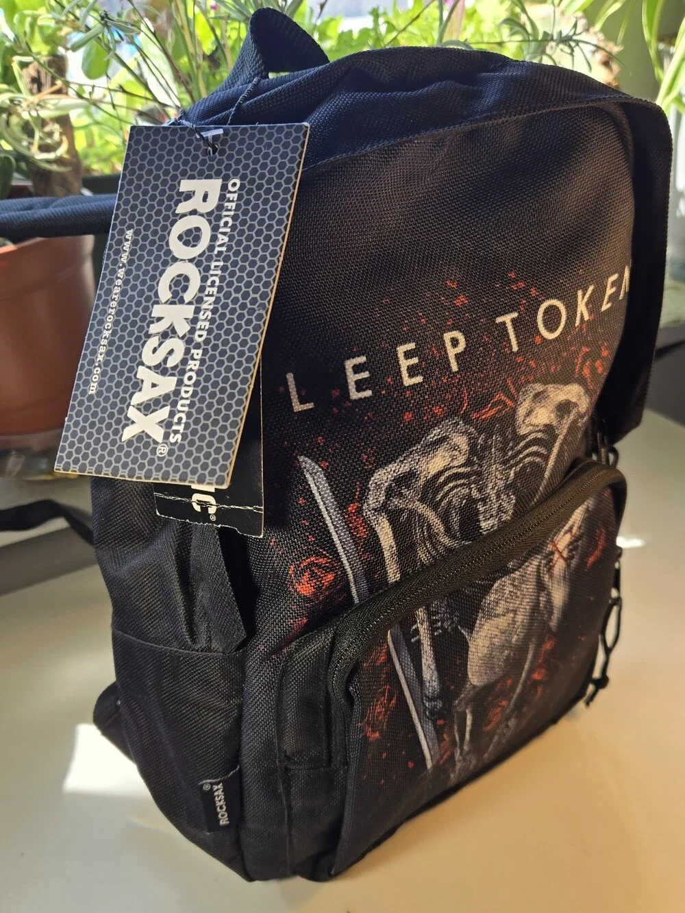 Rocksax sleep token
